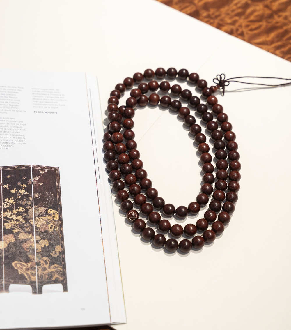 Vòng tay gỗ Tử Đàn