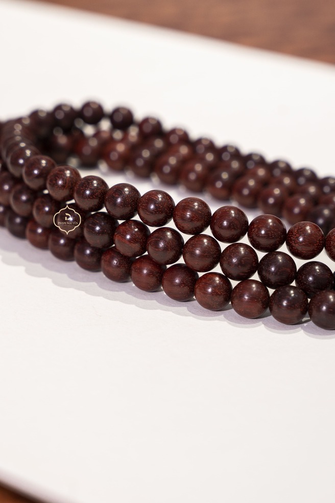 Vòng tay gỗ Tử Đàn