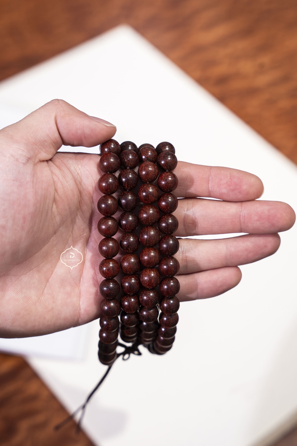 Vòng tay gỗ Tử Đàn