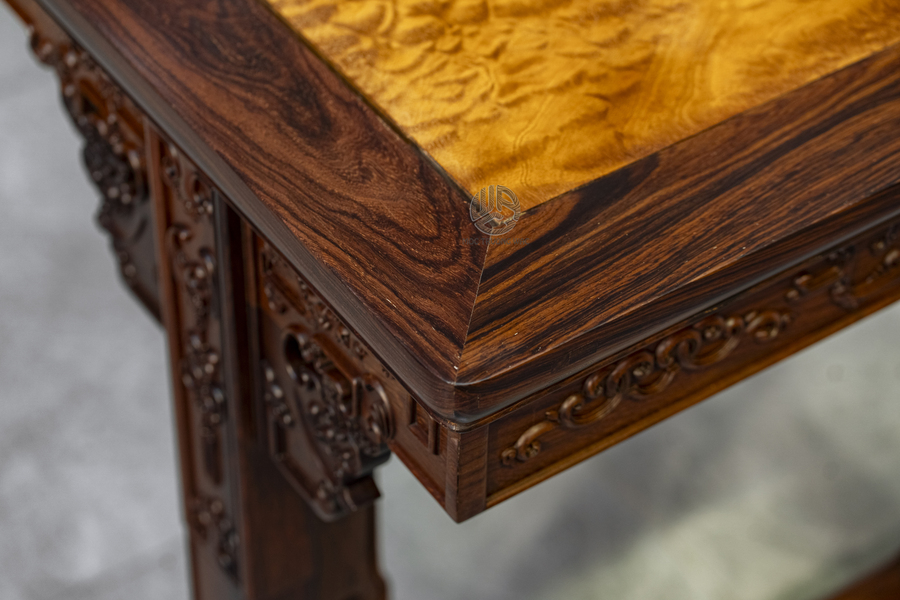 Bàn khung cẩm ván kim tơ