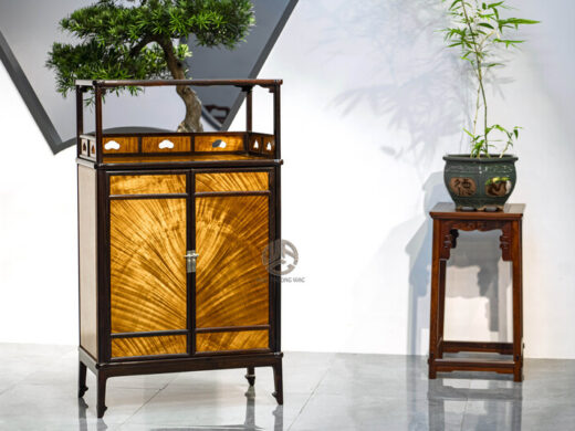 Tủ chữ A khung Trắc - ván Đinh Chun