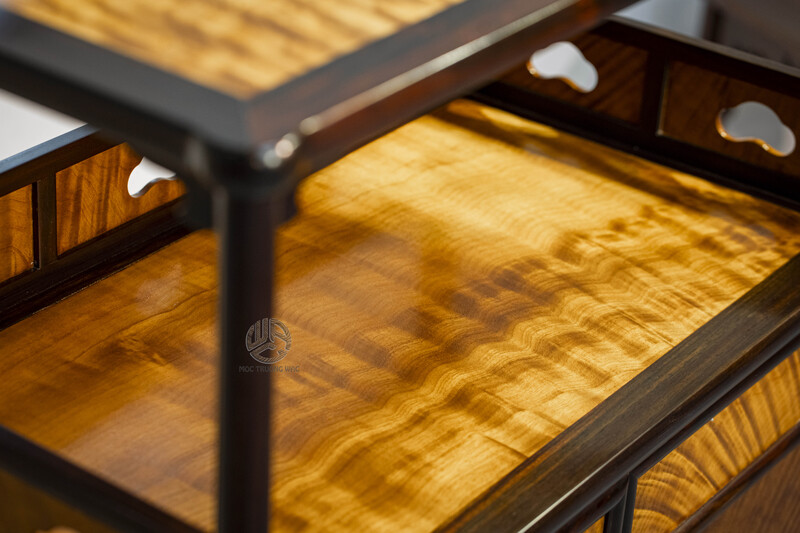 Tủ chữ A khung Trắc - ván Đinh Chun