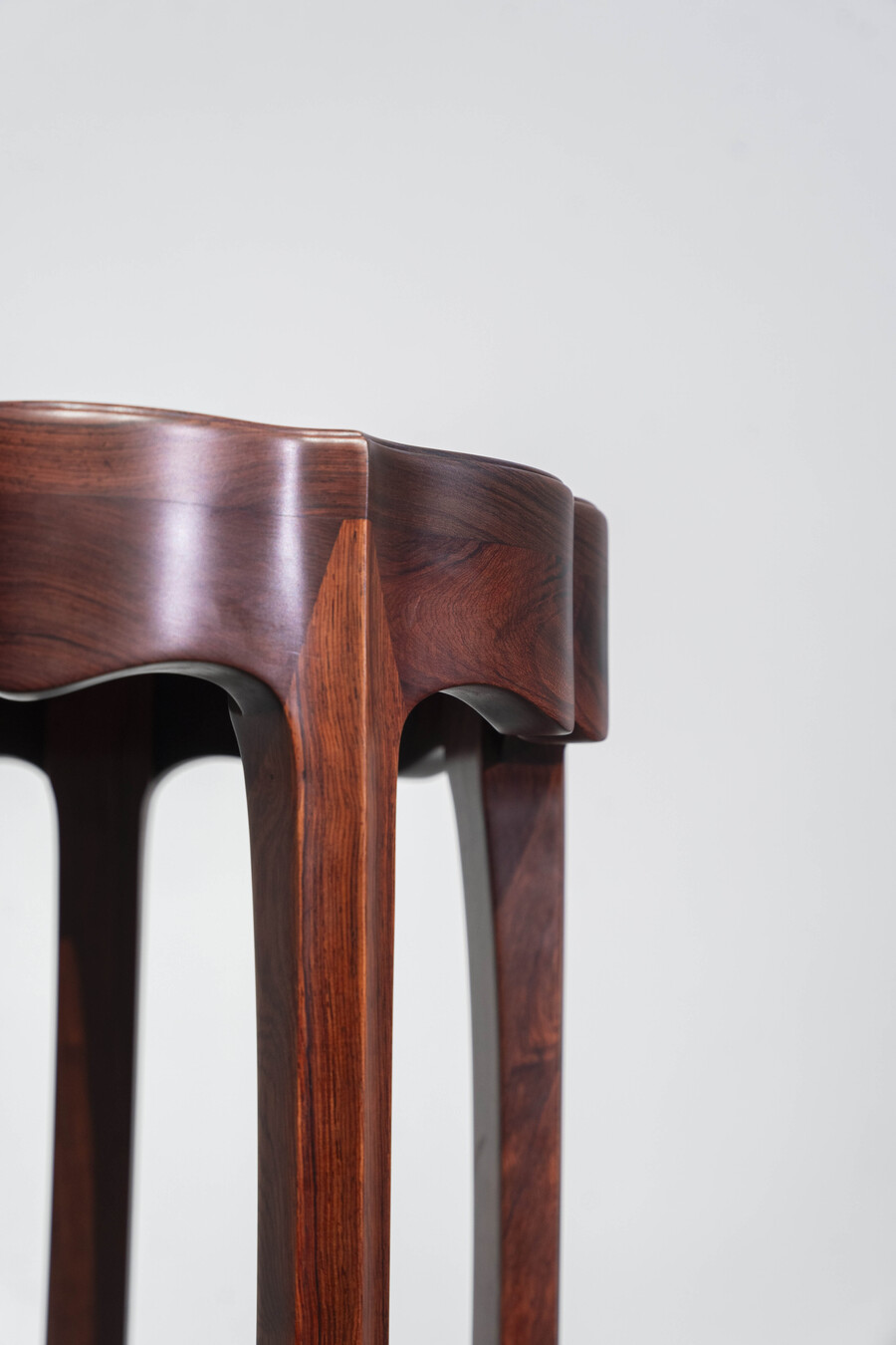 Đôn tròn gỗ Cẩm