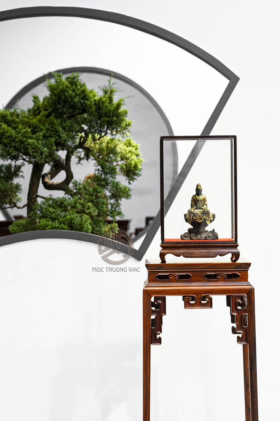 Đôn triện chân vuông gỗ Cẩm