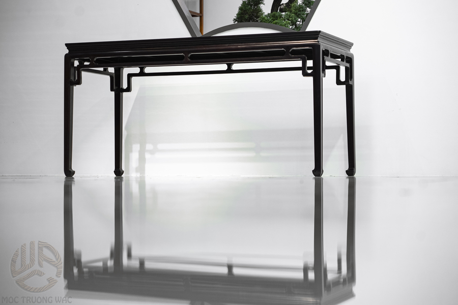 Bàn khung tử đàn mặt hương bông