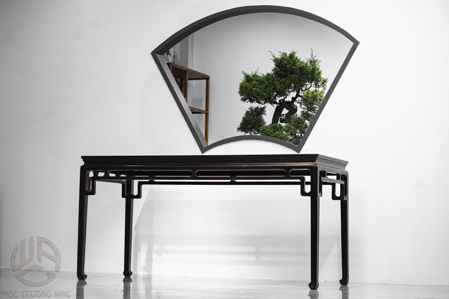 Bàn khung tử đàn mặt hương bông