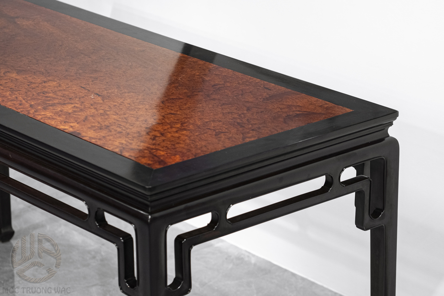 Bàn khung tử đàn mặt hương bông